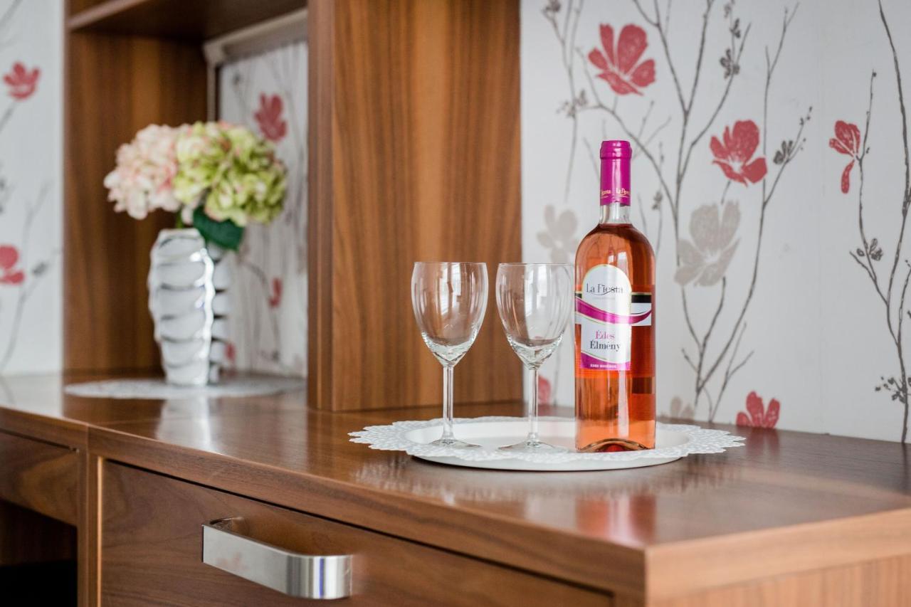 Grand Budapest Apartments Εξωτερικό φωτογραφία